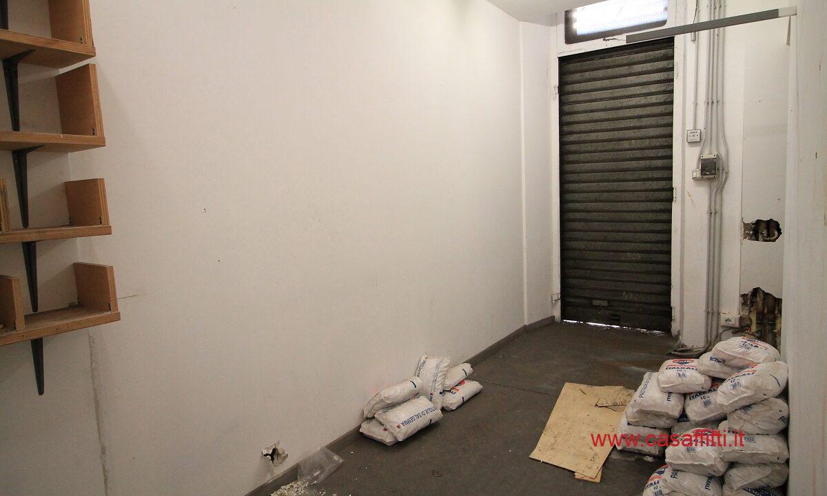 GH