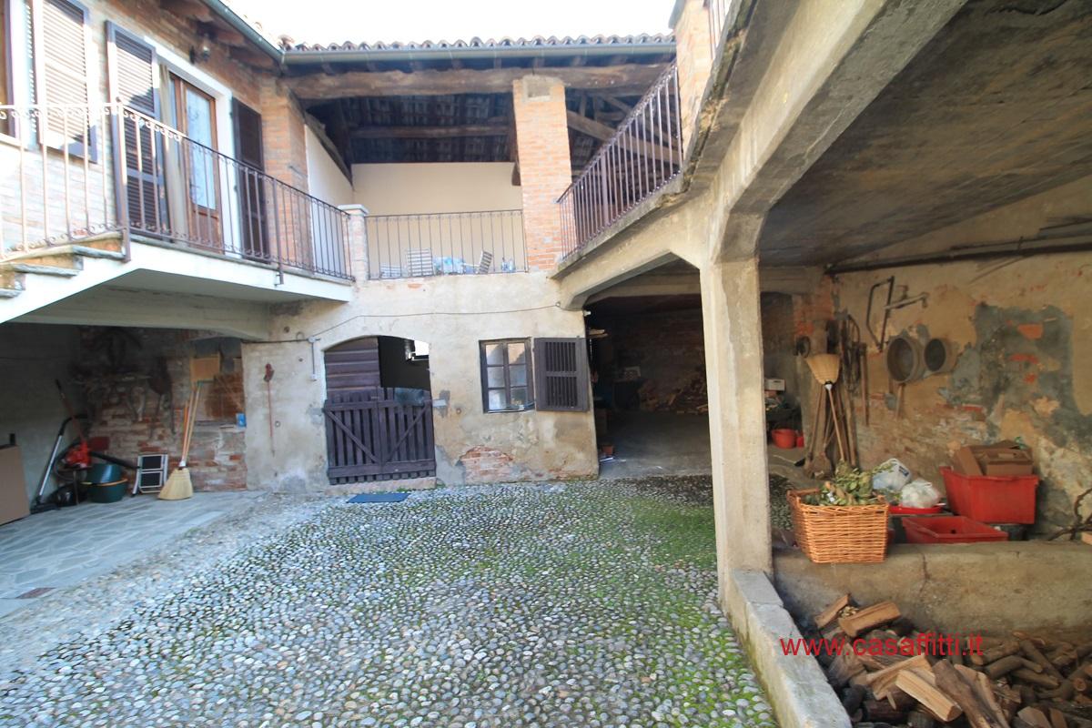 Mombaruzzo (Asti) Via Francesco Grosso